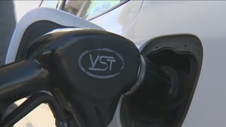 California lawmakers OK fines for high gas prices