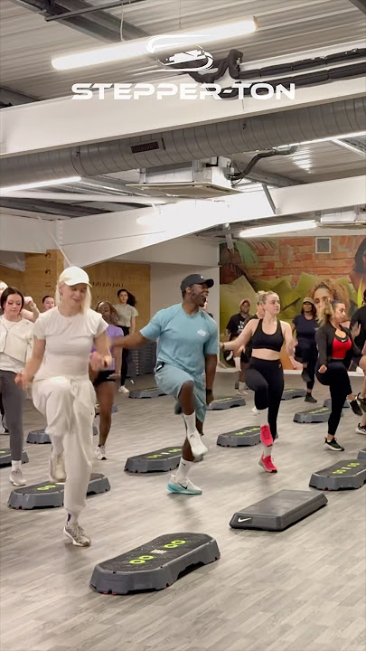 Comment below if you’d like to film a full class video for this warm up😊 #stepperton #juliusburphy