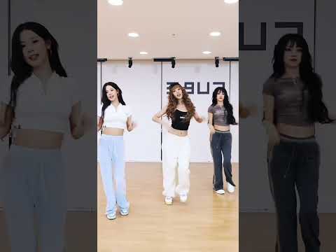 (G)I-DLE 'Klaxon' Dance