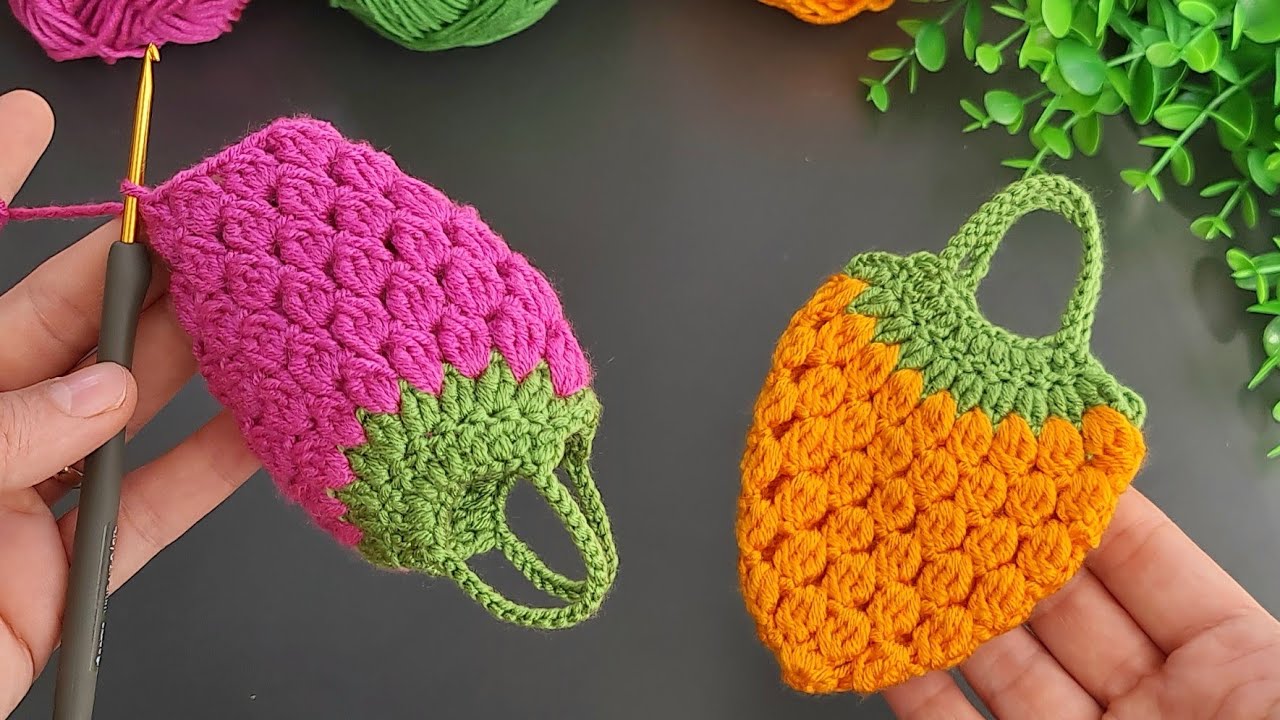 Make MONEY with This SUPER EASY Crochet Mini🍓Strawberry Bag Purse Keychain!🥰Sell and give as a gift