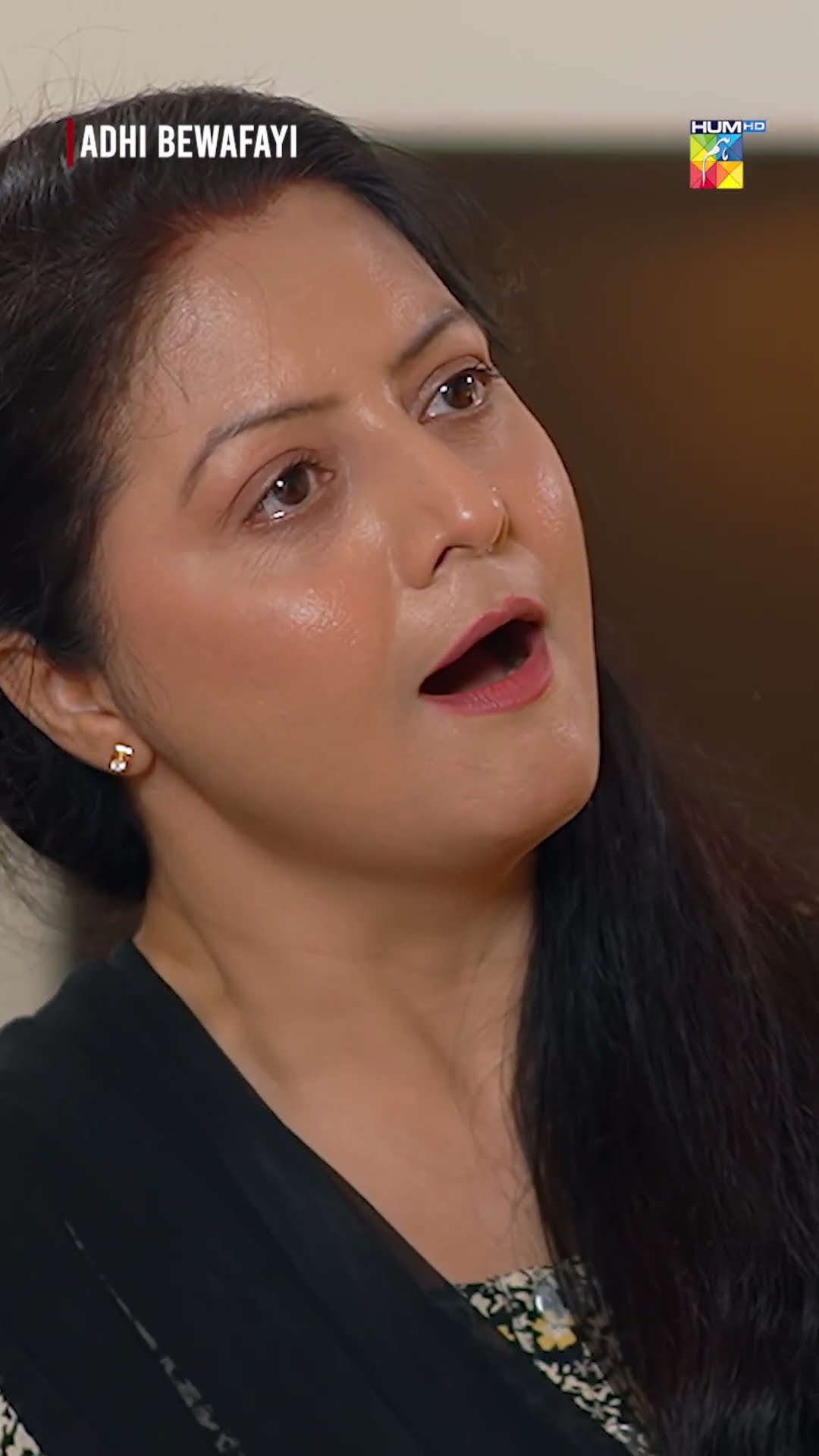 Adhi Bewafayi [BEST SCENE] #alishbakhan #ahmedtahaghani #faiqkhan #adhibewafayi #shorts #humtv
