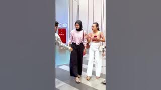 Siapa lgi klo malu mau tunjukin jari tengah? #prank #shorts #najibfun