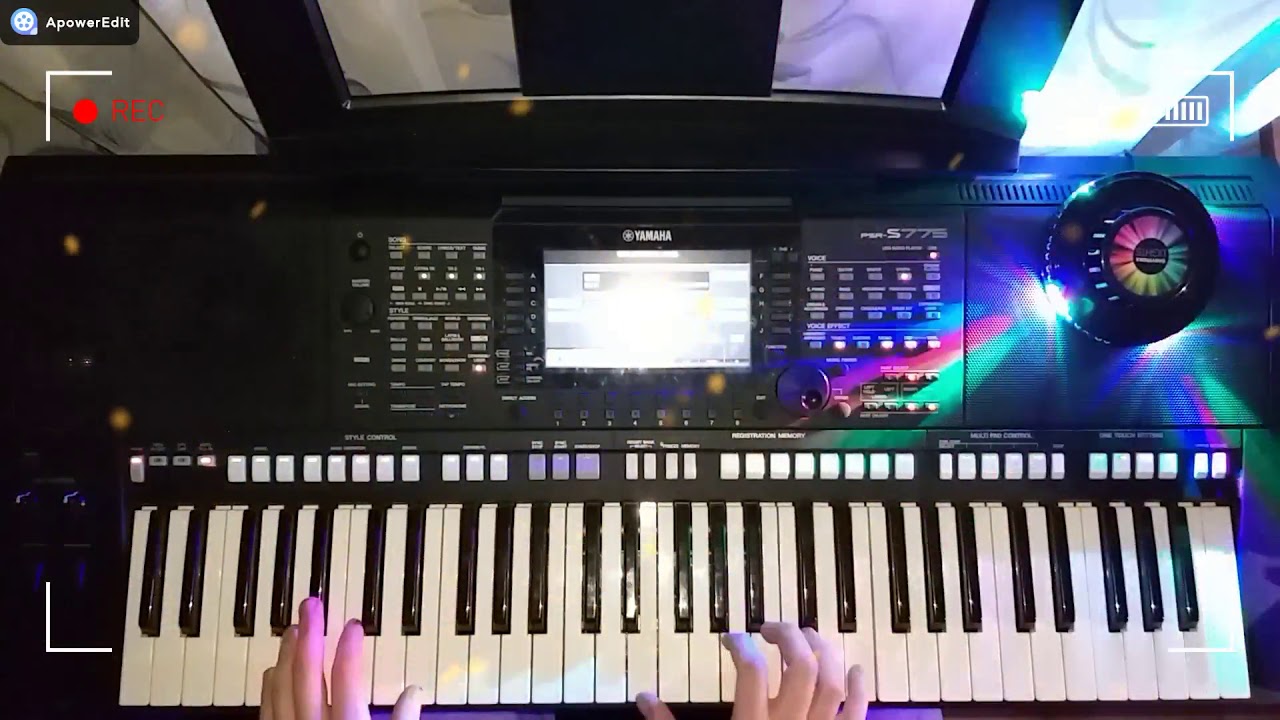 MIŁY PAN   MAŁOLATKI cover Yamaha PSR s775