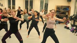 Tip Swizzy -'Mangadalena' - African inspired class in Sweden