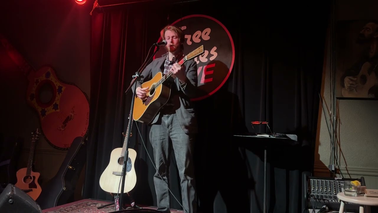 Mélodie - Nic Sauvé (LIVE Free Times Cafe)