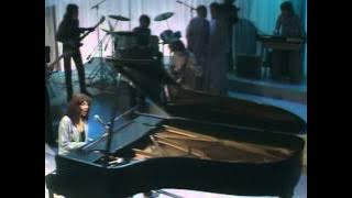 KATE BUSH - SYMPHONY IN BLUE  ( HIGH QUALITY )