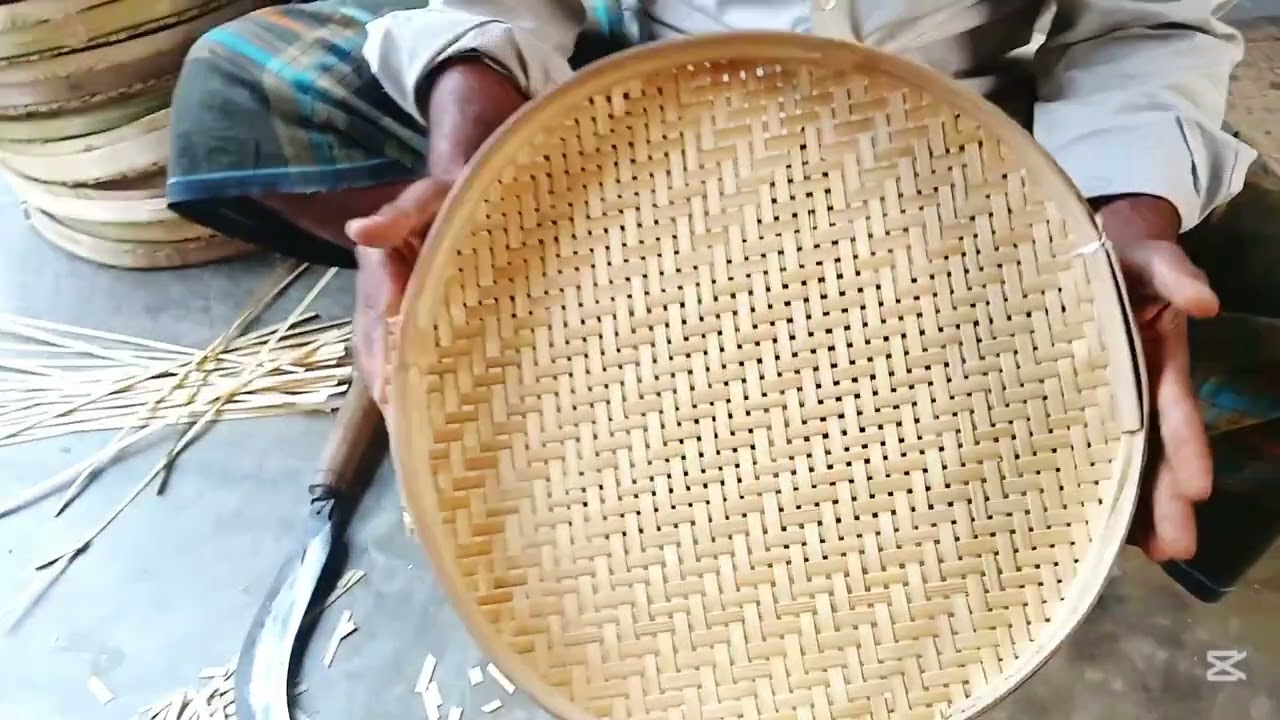 বাঁশের চালন কিভাবে বানায়  ।