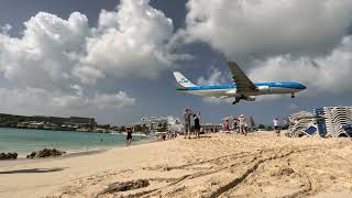 KLM flight 777 an Airbus A330-300 landing runway 10 at SXM over Famous Maho Beach Saint Martin