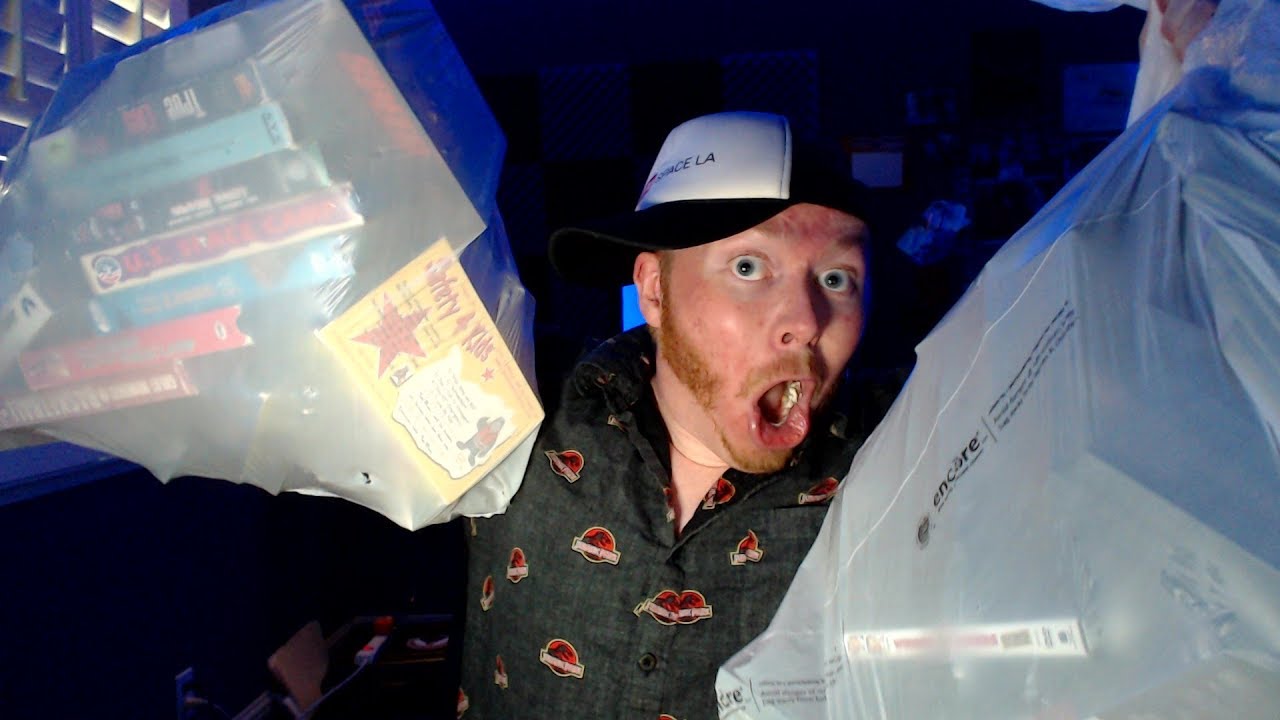 MASSIVELY GIANT *EPIC* DIMPLE RECORDS GOING OUT OF BUSINESS MOVIE HAUL!!! DVD AND VIDEOTAPES!!