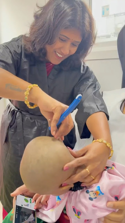 UK's First Lady Tamil Barber Performs Sacred Tonsure மொட்டைCeremony✂️ #londontamil #ytshorts #priya