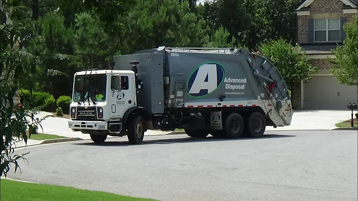 Advanced Disposal- Mack MRU McNeilus Rear Load Trash Truck