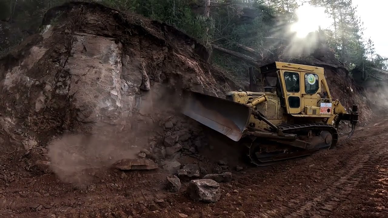 CATERPILLAR DOZER VE KAYA ÇALIŞMALARI
