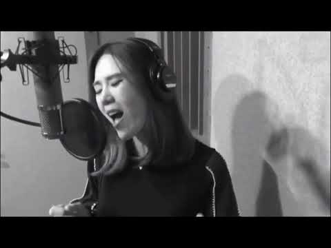 Kim Yeon Ji 김연지 -  Don't go 화장을하고