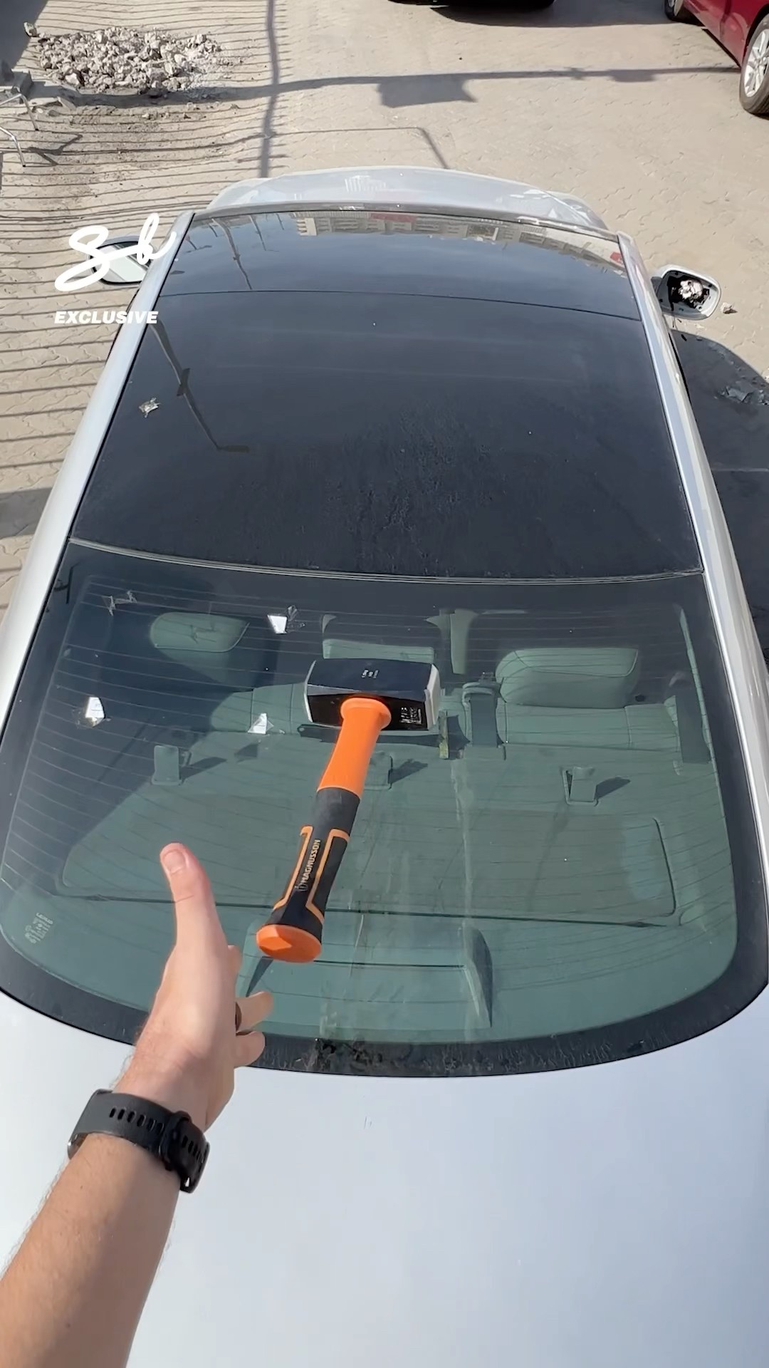 I thought it would break sooner… ? #supercars #cars #funny