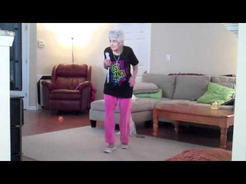 Granny, 97 years young, dancing to Just Dance 2- Sway (Quien Sera)