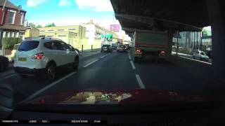 Dashcam two idiots jump the lights and then I get cut up by a Lorry