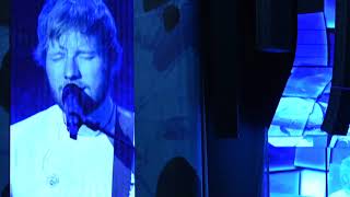 Ed Sheeran - Castle On The Hill (Live In Portugal)