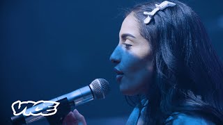De comeback van Inez Atili | Noisey by VICE Nederland 1,060 views 3 months ago 4 minutes, 54 seconds