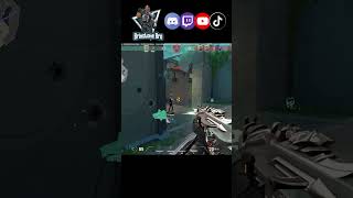 1v4 CLUTCH!
