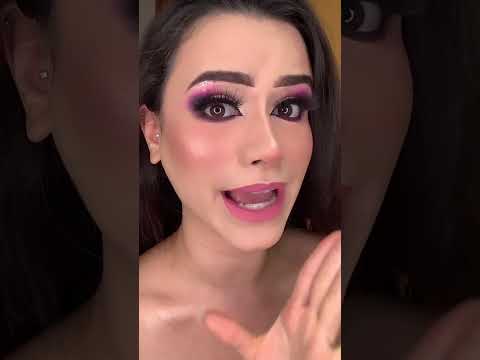 Vem aprender a fazer aquela maquiagem para a balada ou para ganhar renda extra!
