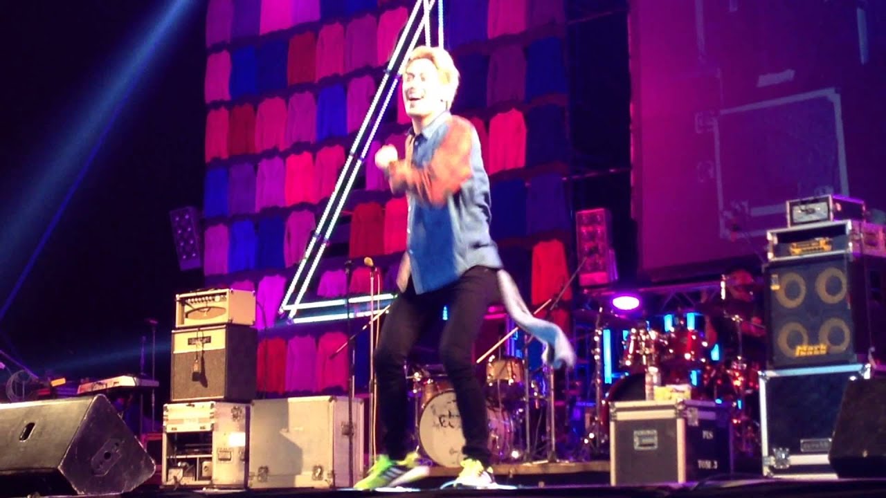 18-01-57 อ๊อฟ ปองศักดิ์ หนูไม่รู้+กระแซะเข้ามาสิ at Chill