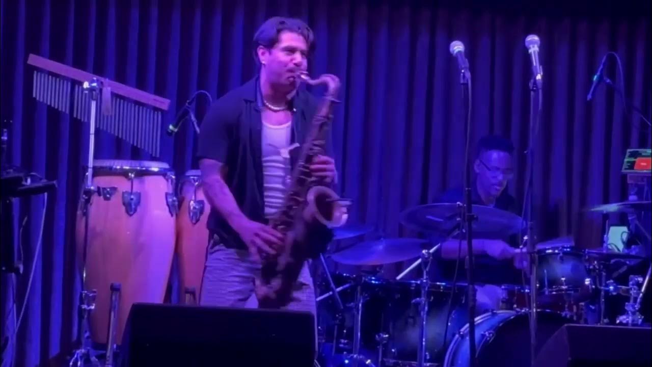 Fabian Chavez with "Flying" live from Humphrey's Backstage Fabian Chavez with "Flying" live from Humphrey's Backstage
