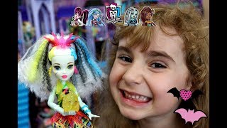 Новая ученица: МОНСТЕР ХАЙ ФРЕНКИ  подарок от OMG Kids Toy Channel, Monster High Frankie Electrified