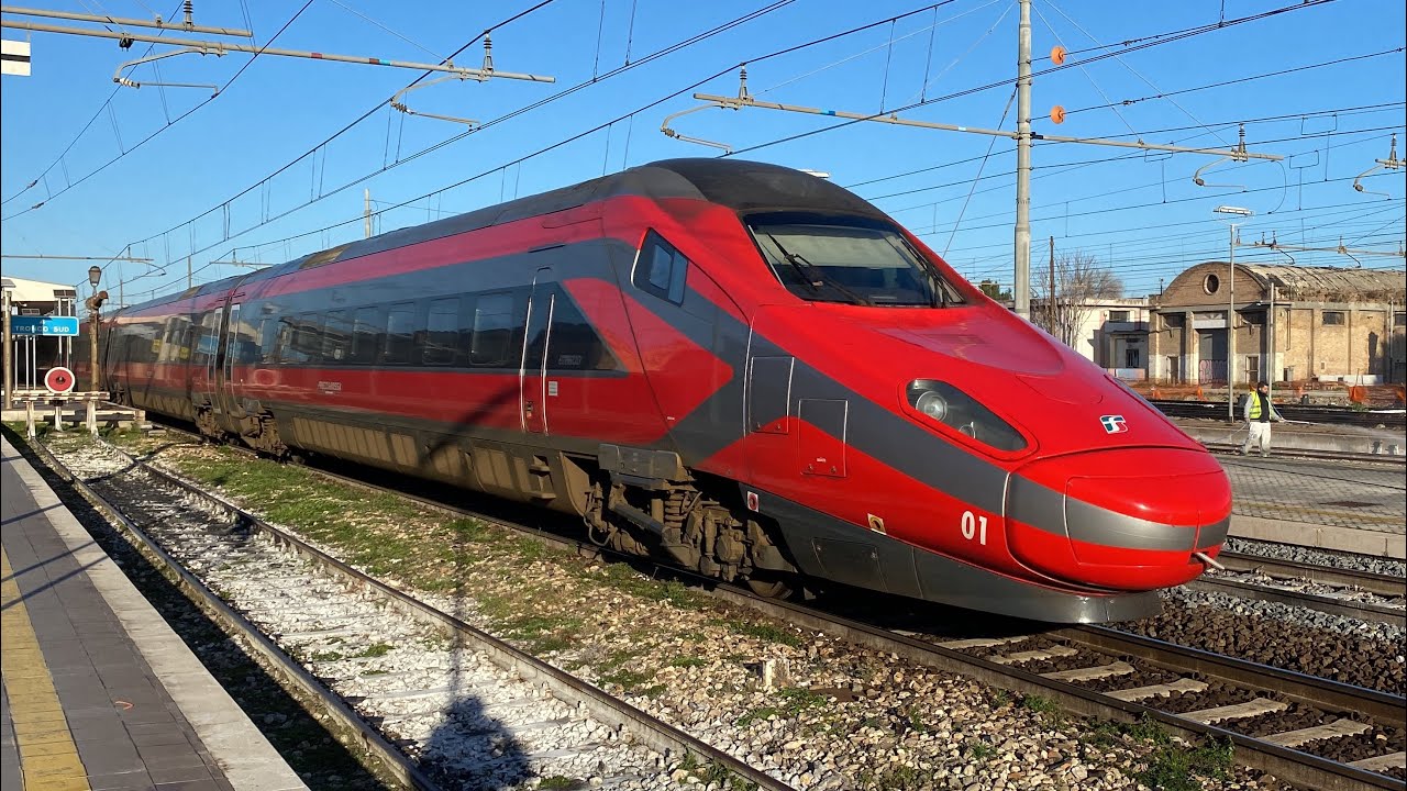 TRENI PASSEGGERI E MERCI in arrivo, partenza e transito dalla stazione di FOGGIA!