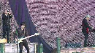Video thumbnail of "When the Levee Breaks - A Perfect Circle @ Lollapalooza 2011 1080p"