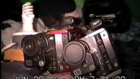 Thrift Store Score: Zenith VM6200 VHS-C Camcorder (JVC GR-C7)