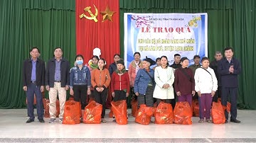 Sở nội vụ tỉnh Thanh Hóa tổ chức Lễ trao quà tết cho các hộ gia đình có hoàn cảnh khó khăn