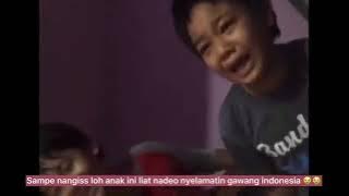 Gila !! Reaksi Suporter Indonesia 🇮🇩Saat Nadeo Save Penalti Singapura 🇸🇬 😱