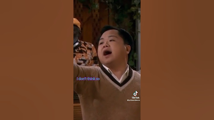 han pulls out a gun on robber (2 broke girls)