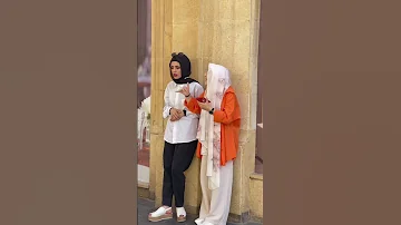 لما ما نعرف كيف بدنا نكد علي شباب ليا مور 