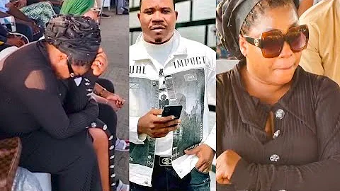 It' Too Early!Actress Kemi Afolabi Broke Down In Tears As They Sing For Murphy Afolabi At His Burial