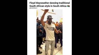 Floyd Mayweather visits South Africa 🇿🇦 and is greeted with a warm welcome