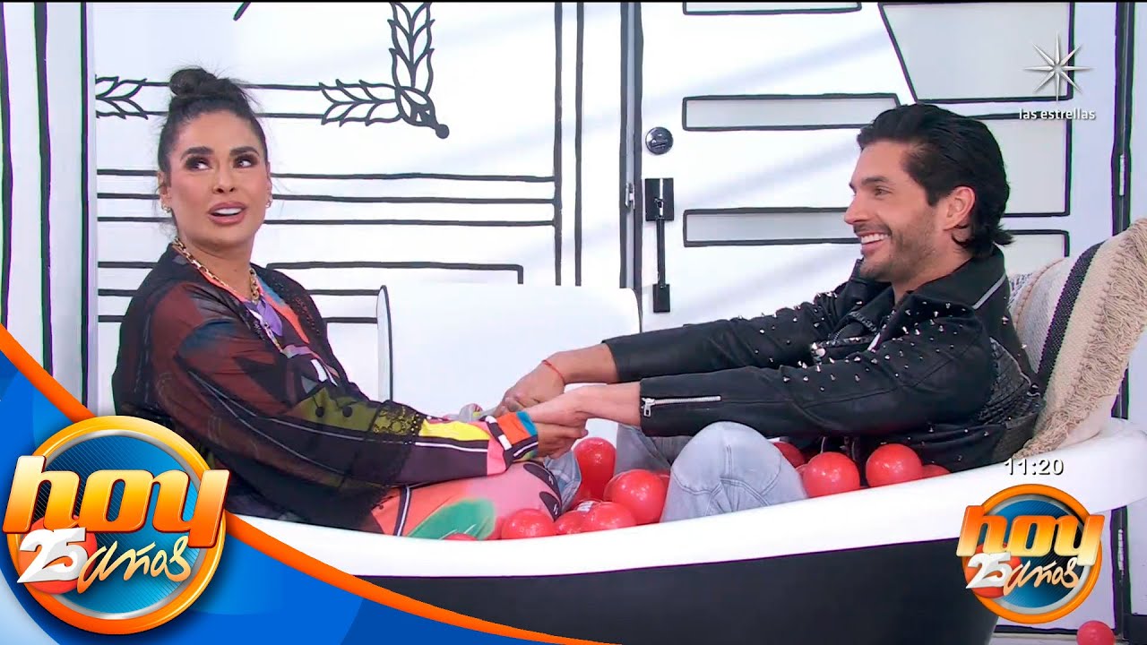 Galilea Montijo se mete a 'La Tina' con Daniel Elbittar 🤣 | Programa Hoy