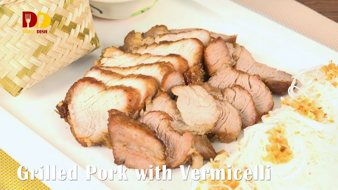 Grilled Pork with Vermicelli | Thai Food | Sen Mee Moo Yang | เส้นหมี่หมูย่าง