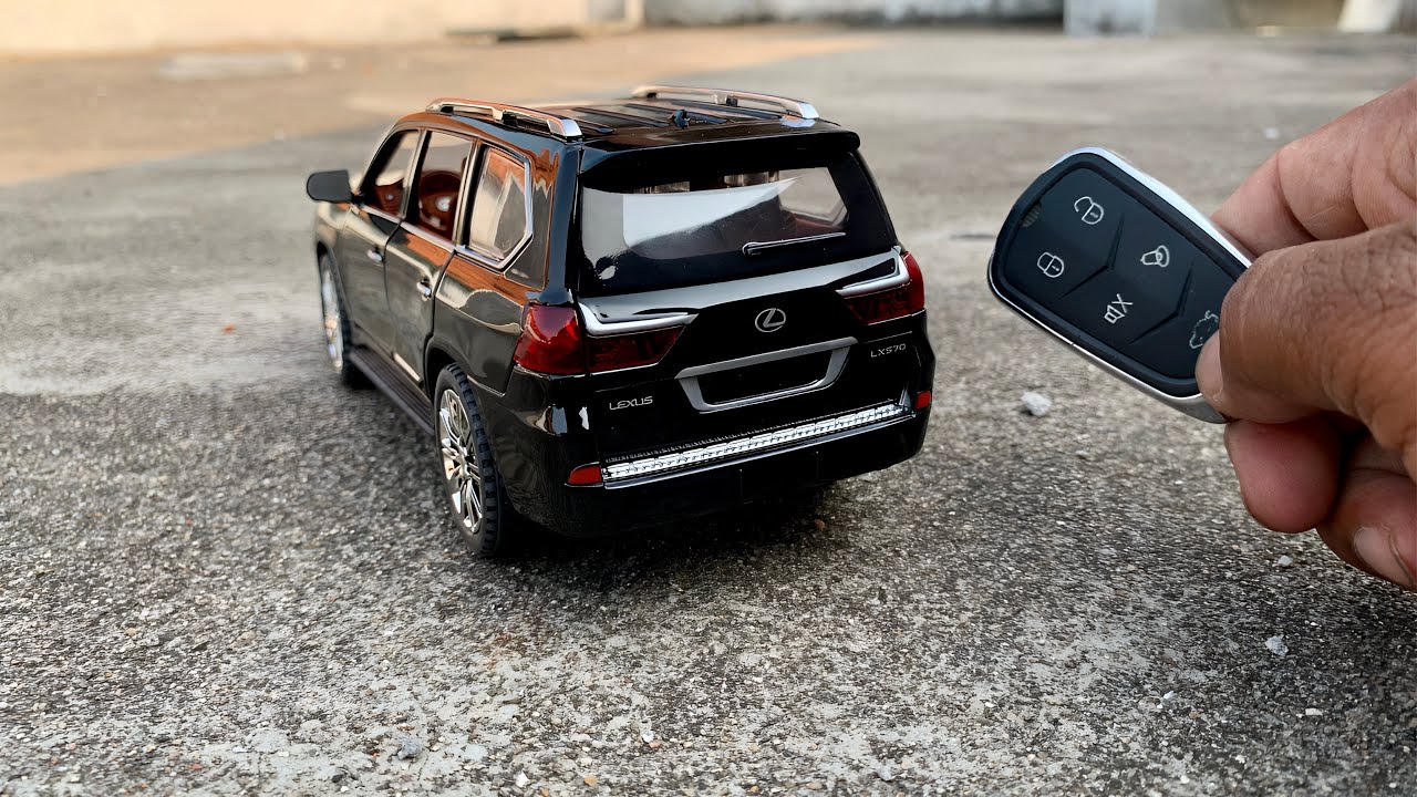 Unboxing of Scale Model Lexus LX 570 😎 | Scale 1/24 Model | Die