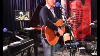 Video thumbnail of "Gerard van Maasakkers - Koffie, Live yn  Noardewyn - Omrop Fryslân"