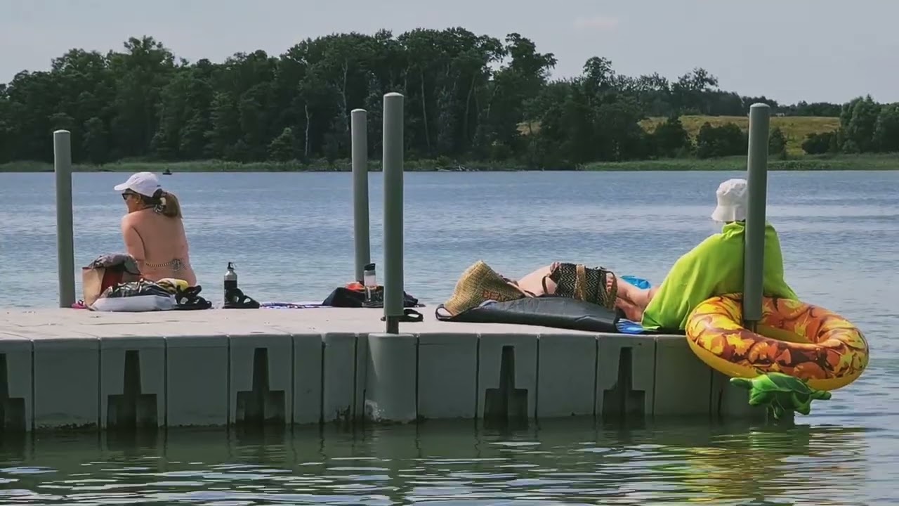 Jezioro Lubikowskie - Plaża Lubikowo / Miejsce Jakich Mało