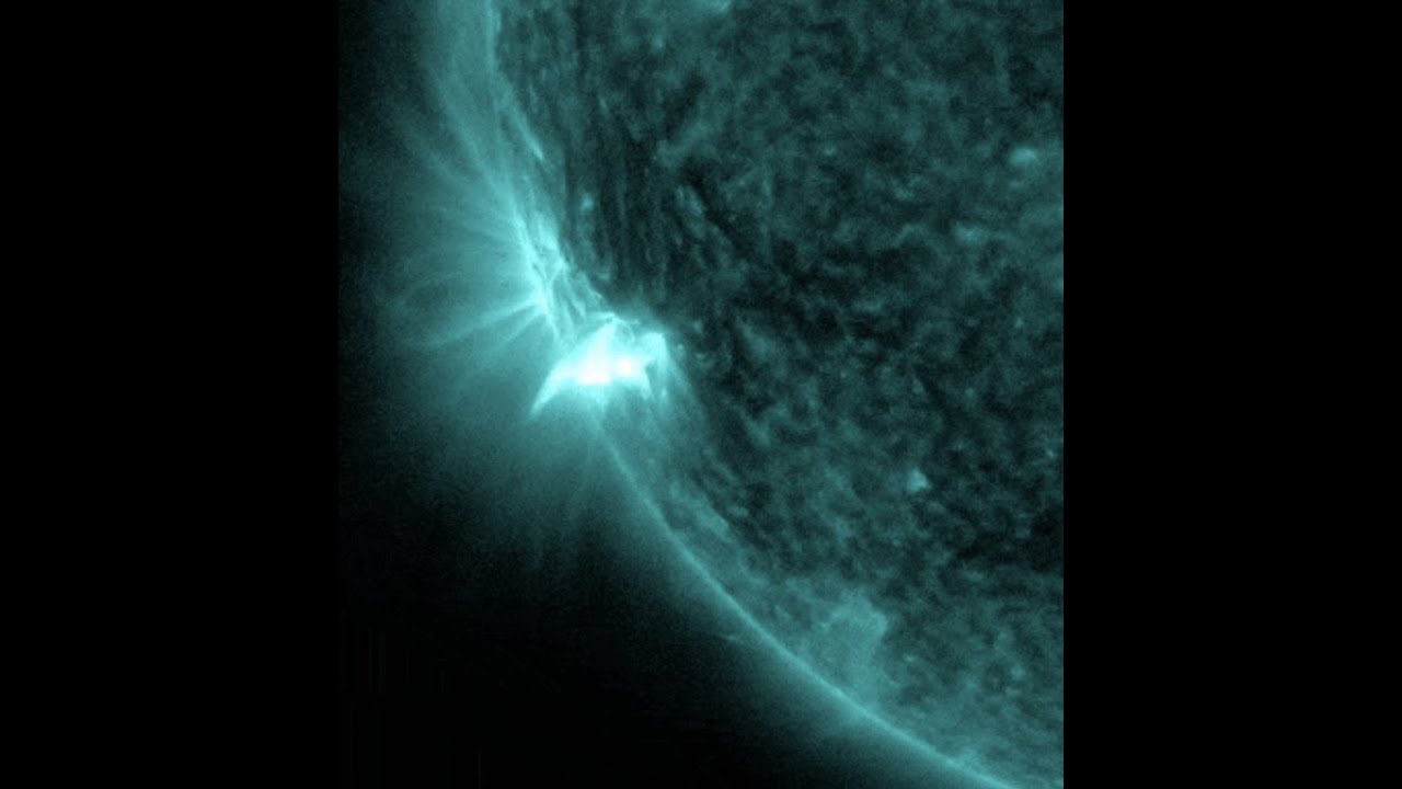 Breaking "Solar Flare Plasma Bomb Explodes On Sun" YouTube