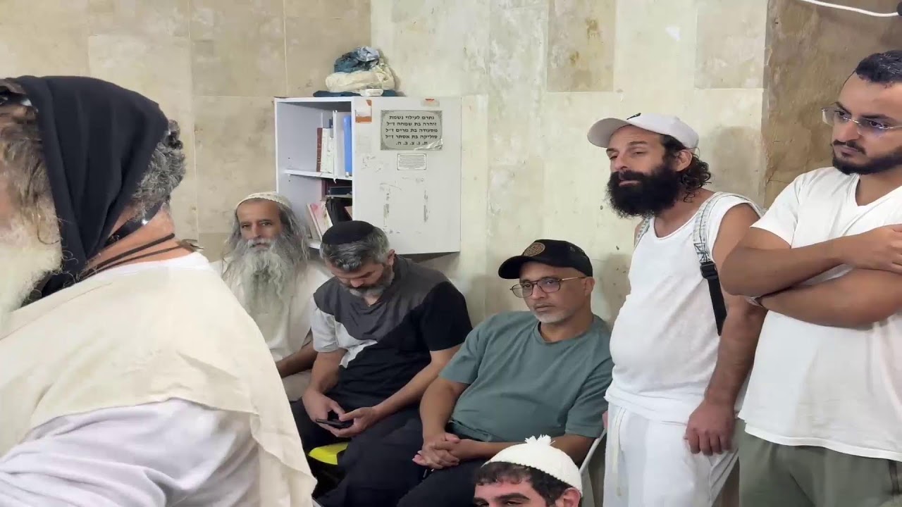 ‏הרב שלום סבג שידור חי כ״ג בתשרי