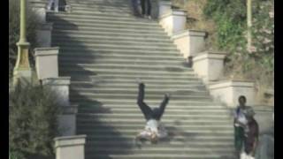 Toben falling down steps. screenshot 5