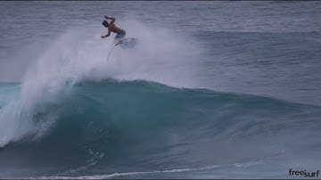 Move of the Week / Gabriel Medina at Pipeline - Freesurf Magazine