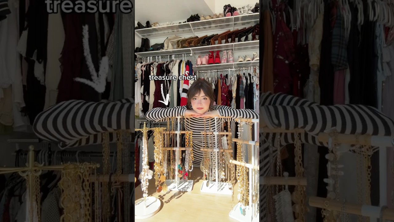 organizing ALL MY JEWELRY. (extreme)