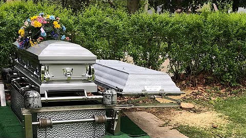 Mary Lindahl Graveside service