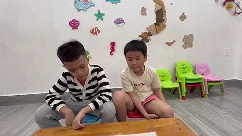 Tiếng Anh Giao Tiếp Phan Thiết: Bruno and Harry practice talking about Texture