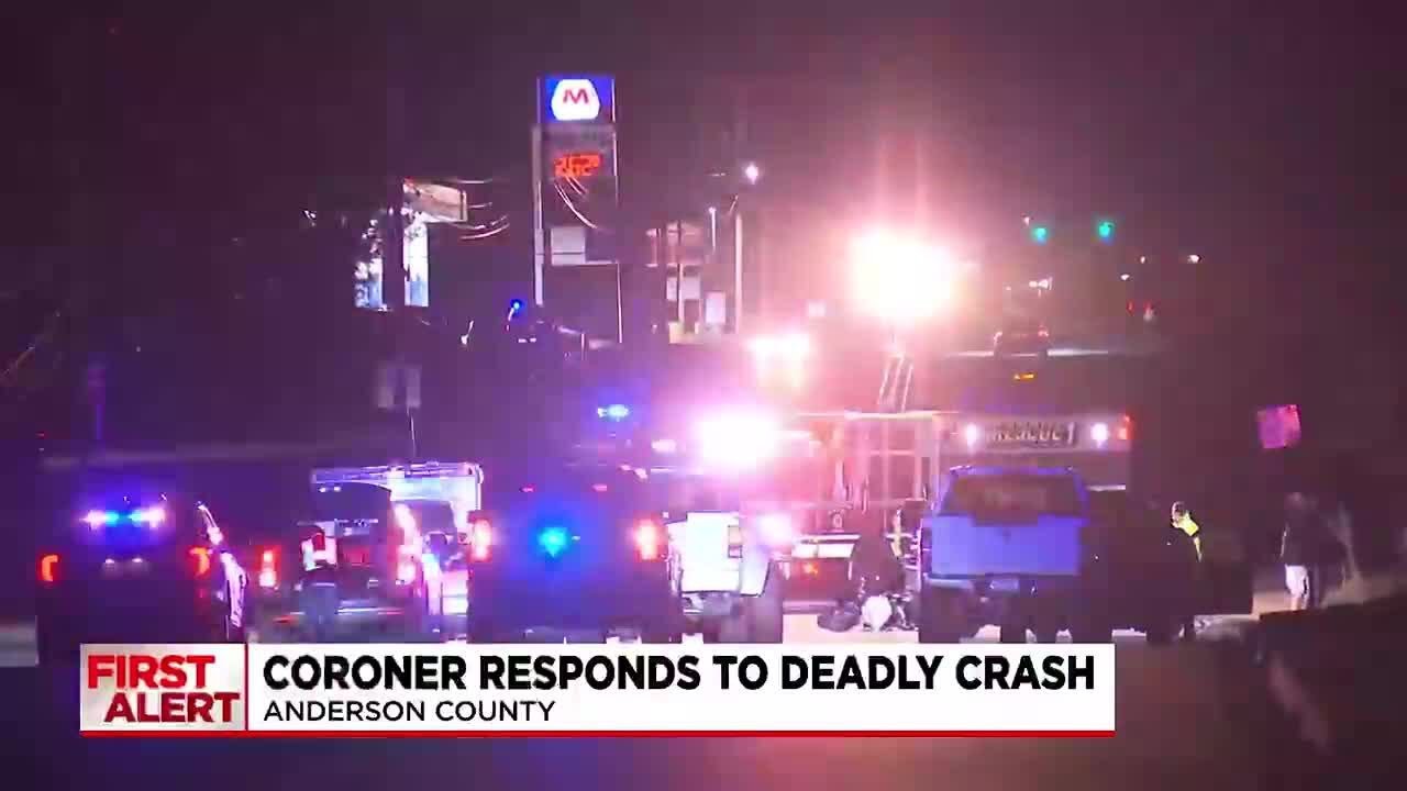 Anderson County coroner responds to deadly motorcycle crash - YouTube