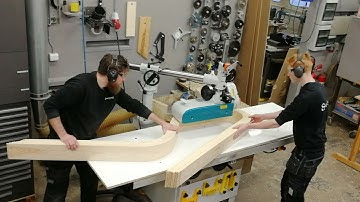 Cutting bent lamination using the spindle moulder